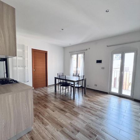 בארי Macario Apartment In The Old Town מראה חיצוני תמונה