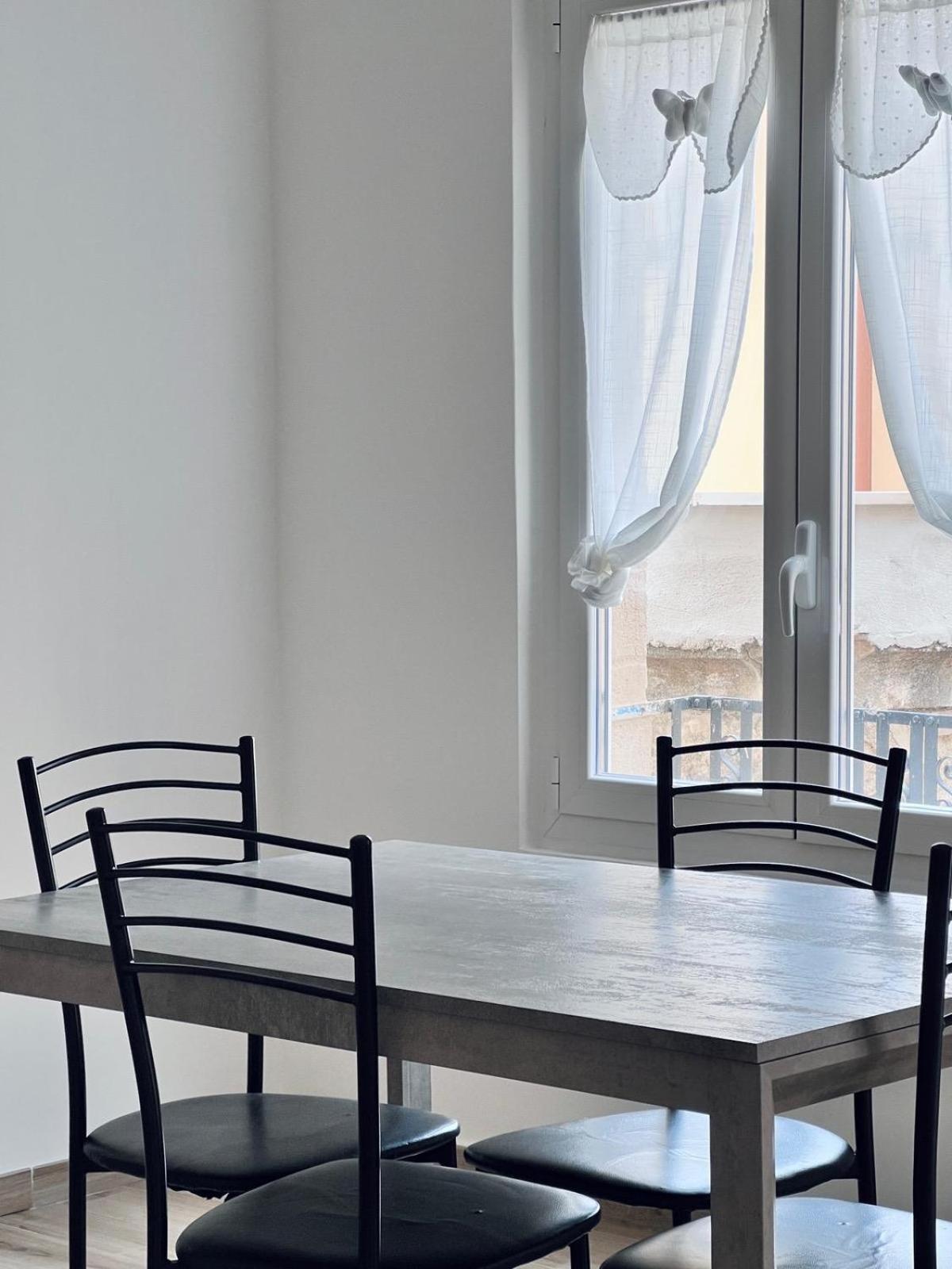 בארי Macario Apartment In The Old Town מראה חיצוני תמונה